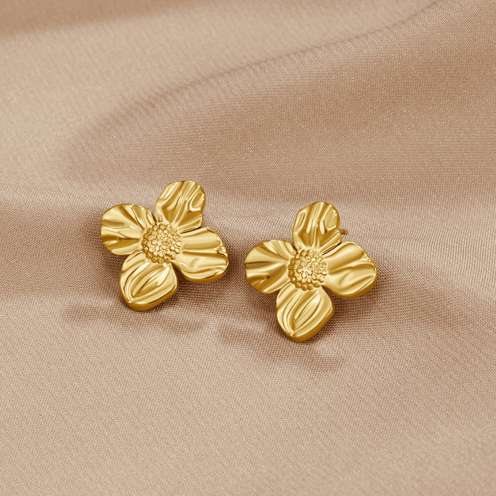 18K Gold Flower Earrings