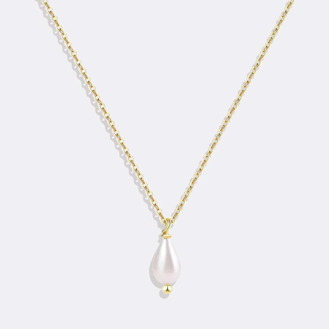 Teardrop Pearl Pendant Necklace