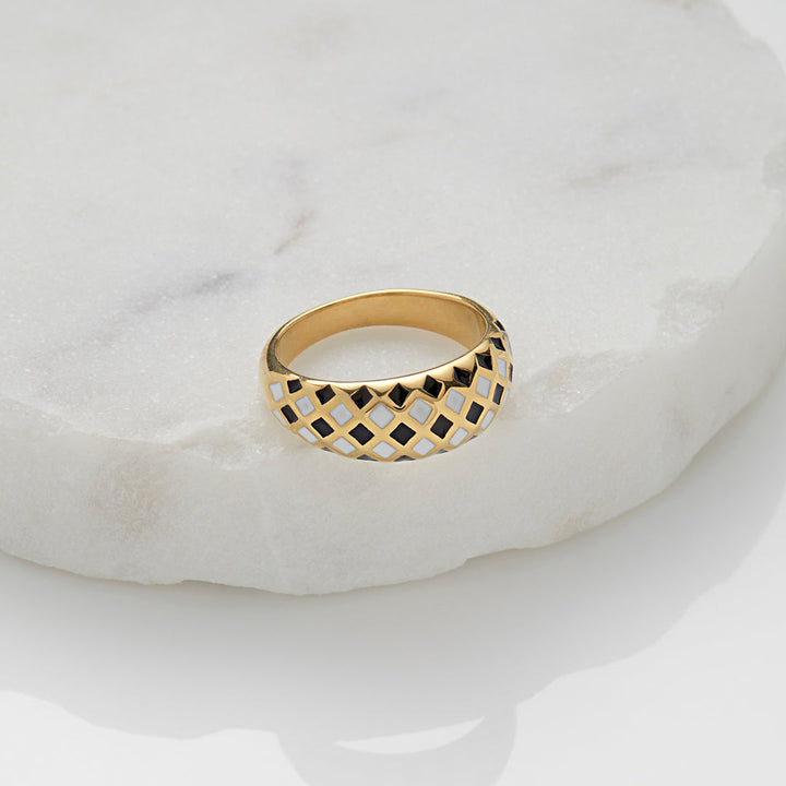 Checkerboard Pattern Ring