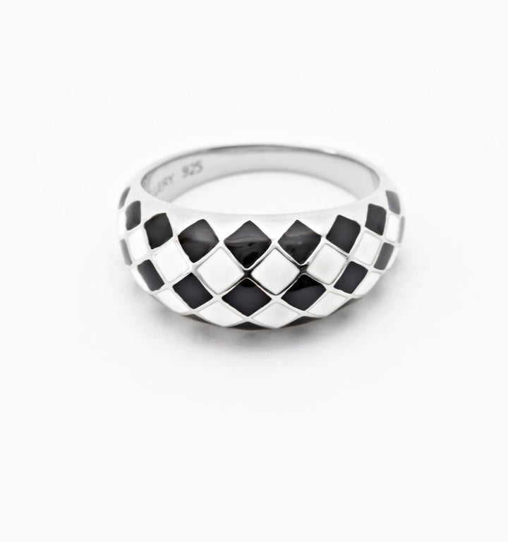 Checkerboard Pattern Ring