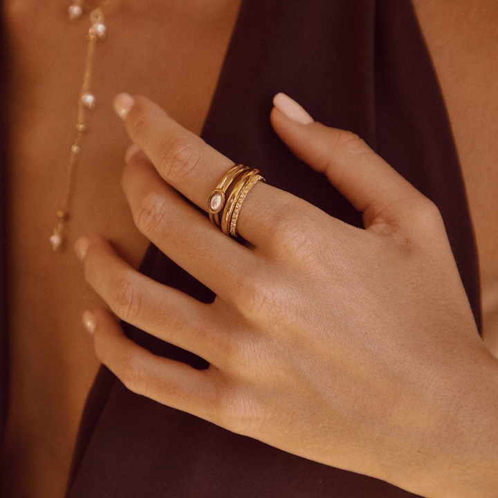 Chunky Pearl 18K Gold Ring