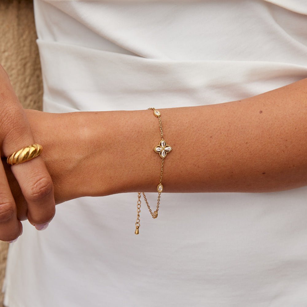 Crystal Clover Chain Bracelet