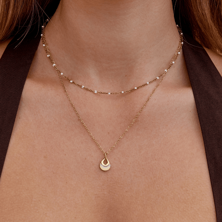 Tiffany White Stone Pendant Necklace