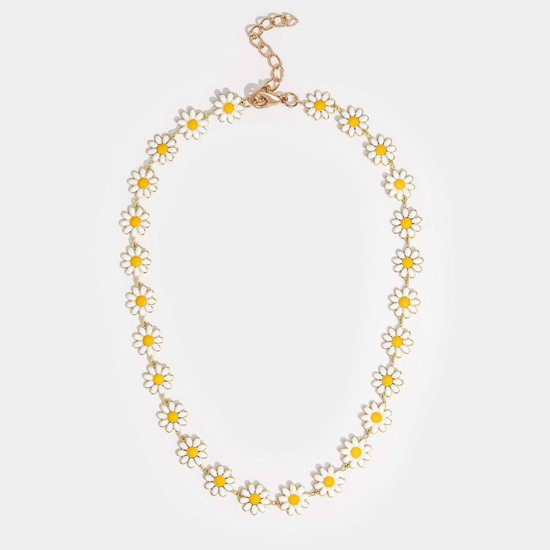 White Daisy Flower Necklace